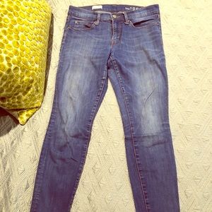 Gap Very Blue Skinny Jean, size 28S